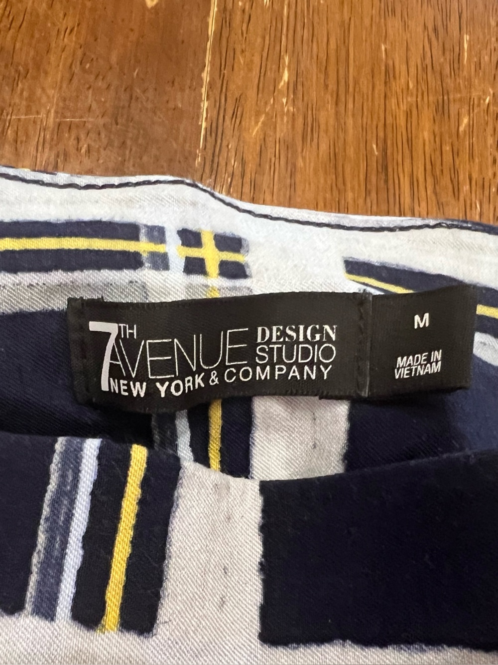 New York & Company Navy, Light Blue & Yellow Patterned Top - Picture 3 of 4